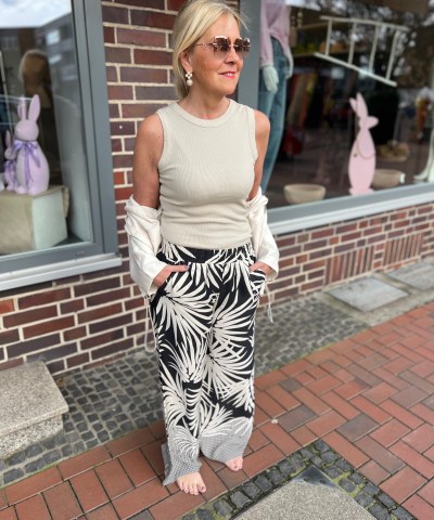 Milano Italy - Basic Tanktop in Beige