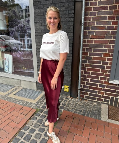 Smith & Soul - T-Shirt "Soul Studio" in Creme Weiß