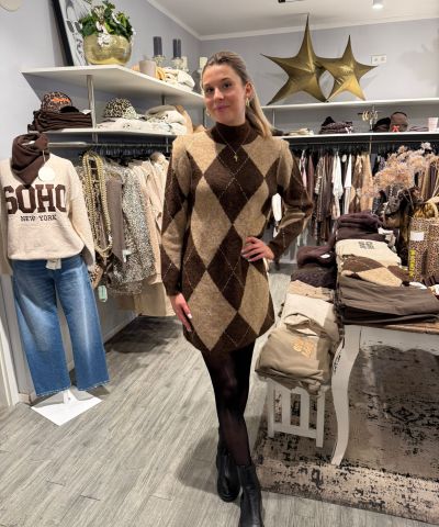 Langer Rautenstrickpullover Braun Beige