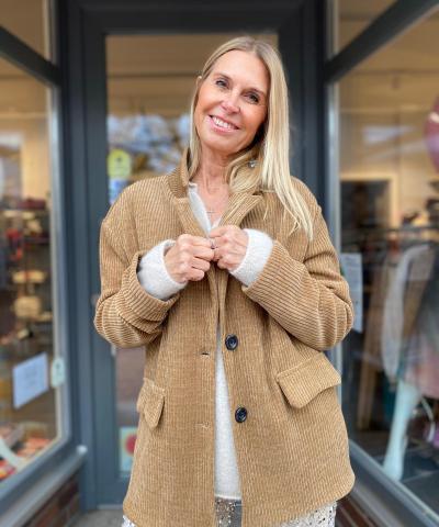 Oversized Cordblazer in Beige