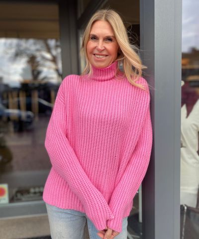 Kurzer Rollkragenpullover "LSLuise" in Pink