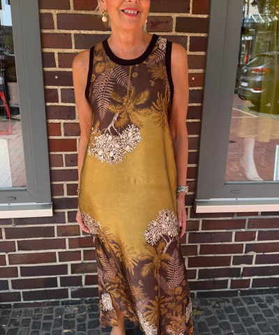 Maxikleid mit Dschungelprint in Olive Braun
