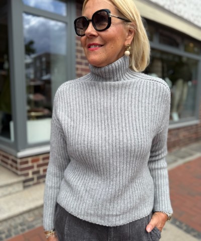 Kurzer Rollkragenpullover "LSLuise" in Grau