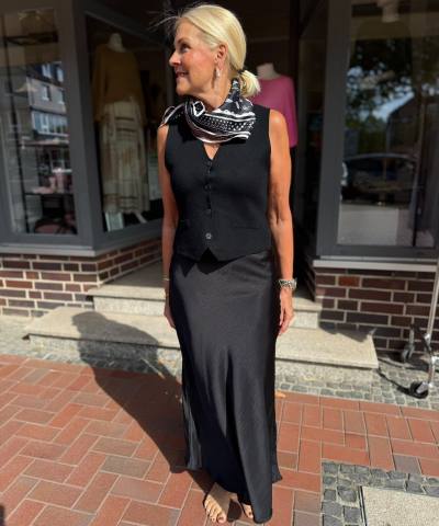 Strickweste in Schwarz